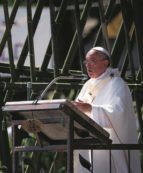 Copertina di La messa per gli abusati il Papa: l’impunità è finita