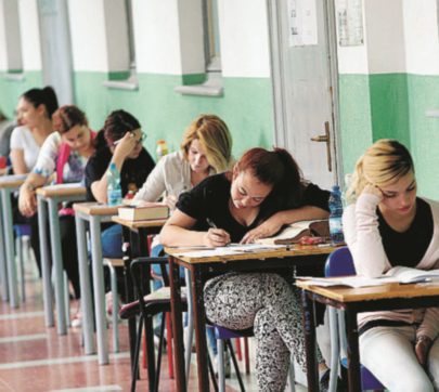 La sofferenza inutile degli esami e la scuola che non vuole cambiare