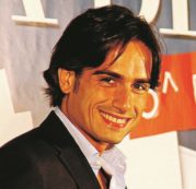 Copertina di Reggio, primarie di famiglia