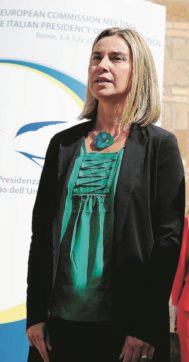 La “telefonista” Dem  con la zavorra di Putin