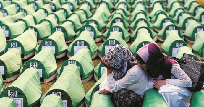 Copertina di L’Olanda si condanna  per le colpe di Srebrenica