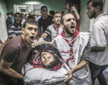 Copertina di “Bombardamento nazista sulla scuola dei profughi”