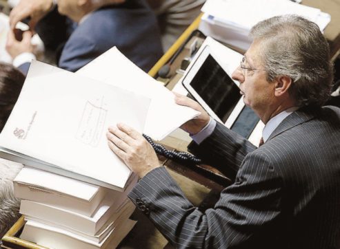 “Non legge i regolamenti”