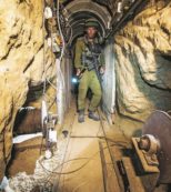 Copertina di Israele L’incubo dei tunnel:  “Kibbutz a rischio strage”