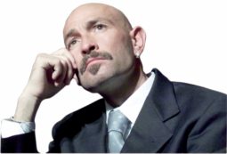 Copertina di Pantani, l’indagine riaperta e il perito dei “famosi”