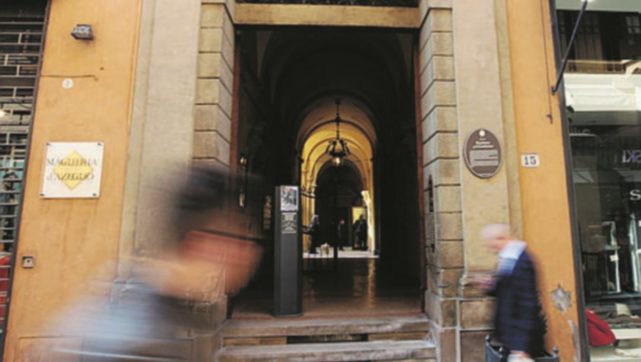 Il Dalla saccheggiato I cugini svendono tutto