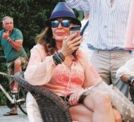 Copertina di Così la pitonessa avvolgerà l’Unità