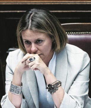 Affondato il decreto, nuovo caos eterologa