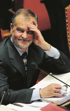 La sala operatoria le oche e il Senato:  tanto ora  smetto