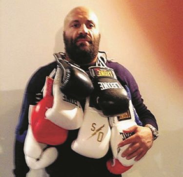 Boxe, la violenza è fuori dal ring