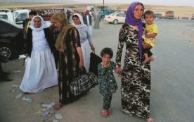 Copertina di Isis, nuove stragi e tweet agli Usa: “Siamo già qui”