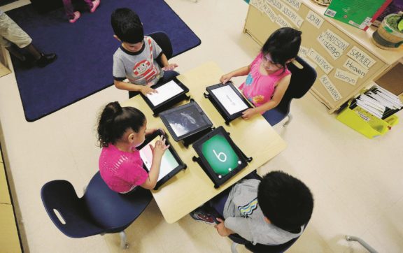 Dalla ninna nanna alle fiabe, app che fanno bene ai bimbi