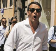 Copertina di Teso e permaloso Matteo al potere non sta più sereno