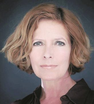 “Io Marina B. a teatro. Una tragedia greca  e con i giornali  nella parte del coro”