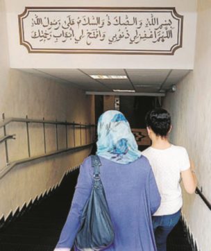 Imam divisi sulle armi ai combattenti curdi, ma “l’Islam non è l’Isis”