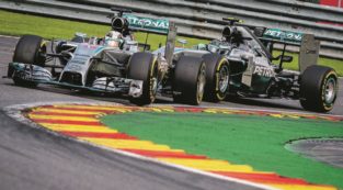 Copertina di Mercedes, nemici in casa  proprio come Senna e Prost