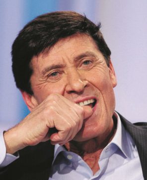 Anche Morandi e la Gerini per il carosello di Zelig