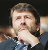 Copertina di Sblocca Italia, distrugge il Paese