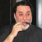 Copertina di “C’è  il vizio di cercare   solo brani  famosi  e di artisti celebri”