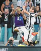 Copertina di Roma a fatica, Juve di slancio