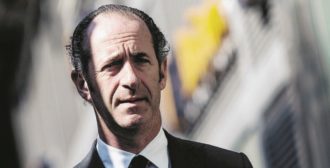 Copertina di Zaia prova a spingere il centrodestra sui diritti: “La malattia è l’omofobia, non l’omosessualità. Basta tabù, si offre opportunità agli avversari”