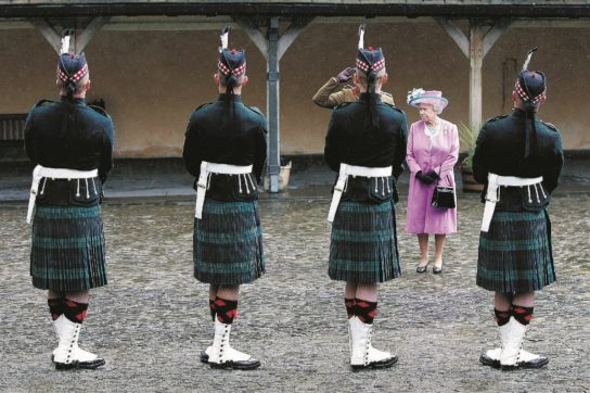 Copertina di Edimburgo e un paese tutto nuovo, senza regina e sterlina