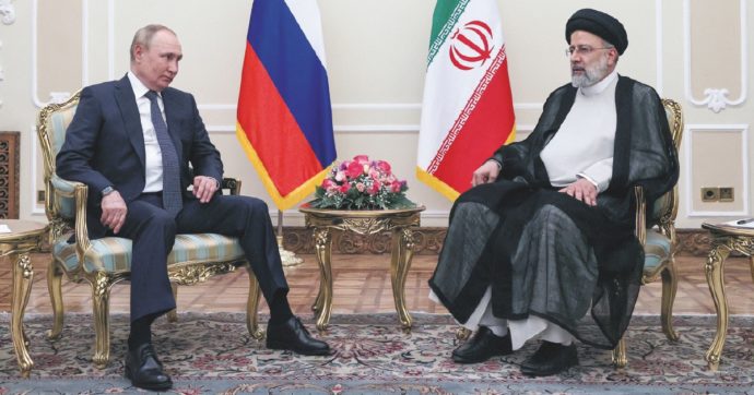 Russia e Iran uniti contro l’Occidente: “Via la Nato”