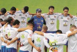 Copertina di Sentimentali  e selvaggi, verso  la Costa Rica