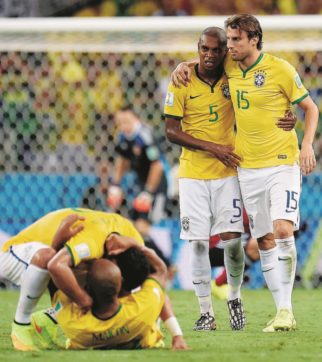 La prima semifinale, i soliti vecchi sospetti