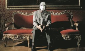 Copertina di Belluscone, anatomia di una farsa in salsa siciliana