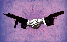 Copertina di Autobombe e mitra: la legge delle tre mafie