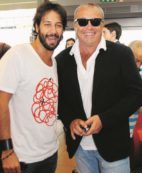 Copertina di Cesaroni a caccia di novità (noiose e claustrofobiche)