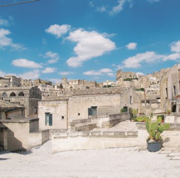 Copertina di Matera: la città senza treni vuol volare in Europa