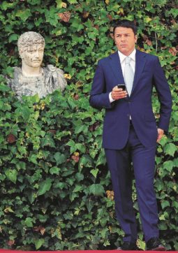 Copertina di “Renzi tratta meglio Berlusconi e Verdini”