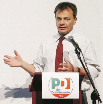 Copertina di Fassina: “Così ci porta tutti dritti al voto”