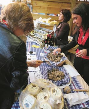 Copertina di Grazie alla pioggia il tartufo quest’anno costa meno