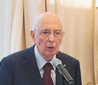 Copertina di Sindaco e Colle, indagini e ingiustizie