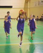 Copertina di “La felicità di essere amici e perdenti”