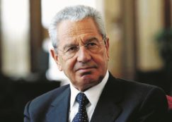 Copertina di Caramazza,  la caduta dell’avvocato