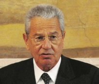 Copertina di Consulta: Caramazza e il segreto che salvò il Sismi su Abu Omar