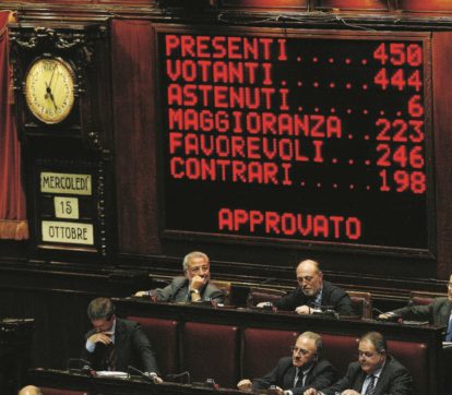 Copertina di Gli italiani all’estero e il voto all’ente inutile