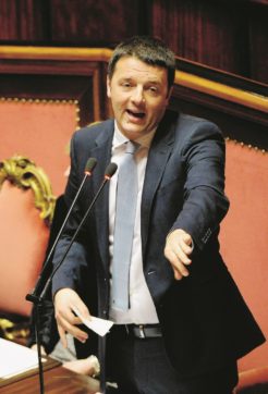 Copertina di Il pugno di Renzi sul  Senato
