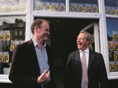 Copertina di Farage sbarca a Westminster e spaventa Labour e Tories