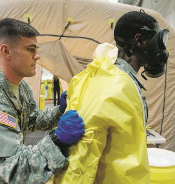 Copertina di La paura fa 4.000. Ebola incontenibile