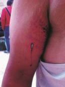 Copertina di Siriani: “Picchiati dagli agenti”