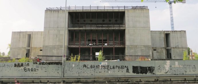 Copertina di Palazzetto di Salerno: dove cultura e sport sono finiti al ribasso