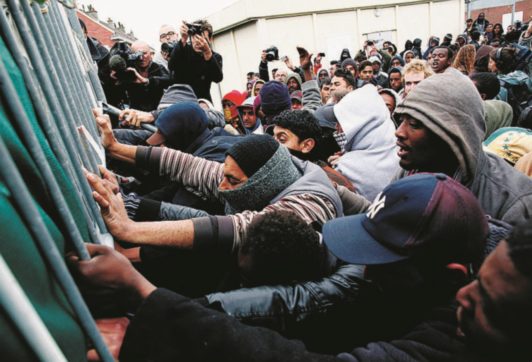 Copertina di Benvenuti a Calais, la “Lampedusa” francese