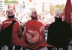 Copertina di “E adesso una nuova sinistra”