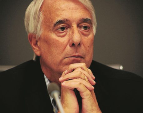 Copertina di Nozze gay, Pisapia non cambia verso: “Non le cancello”