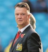 Copertina di Manchester Utd-Van Gaal: un flop da  200 milioni